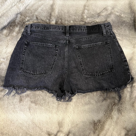 Abercrombie & Fitch Denim Cut Off Shorts Size 32 - Picture 2 of 3